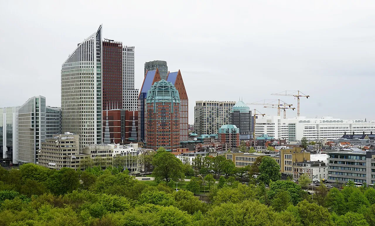 The Hague Travel Guide: Palaces, Museums and the North Sea